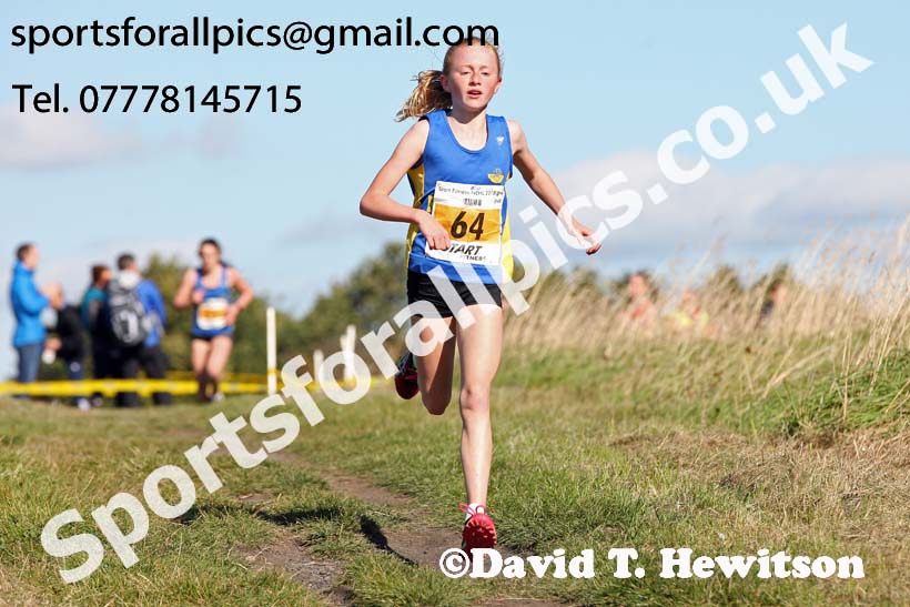 Girls under-15s Start Fitness NEH, Wrekenton. Photo:  David T. Hewitson/Sports for All Pics